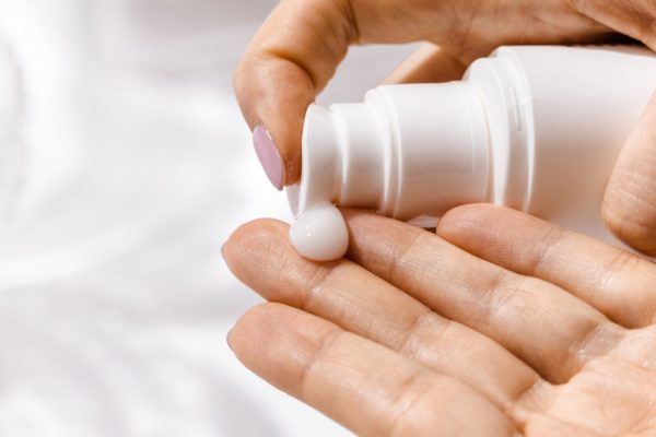 Hacer espuma con champú sin sulfatos